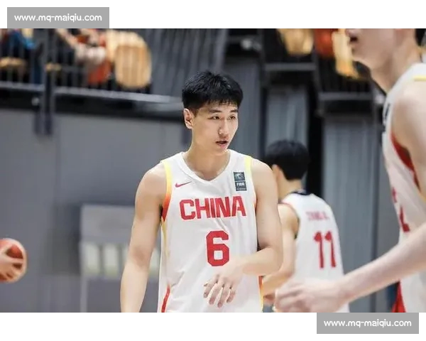 崔新泉高效 14+4 助率队取胜 能攻善传尽显全能身手