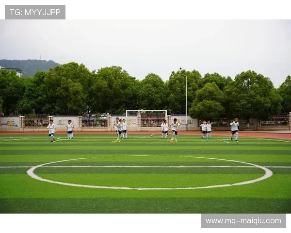 焕新绿茵场，全力备战新赛季