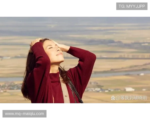 顶配颜值天生丽质，身材不过锦上添花